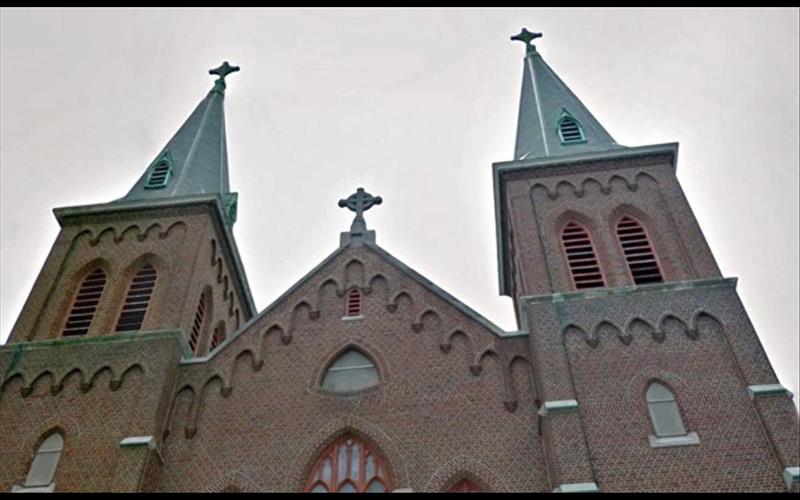 اعطای مجوز به مسلمانان برای پایین آوردن صلیب‌های کلیسایی در نیویورک