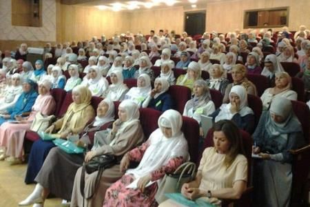 اتحادیه زنان مسلمان روسیه: ممنوعیت حجاب در مدارس تاتارستان باید برداشته شود